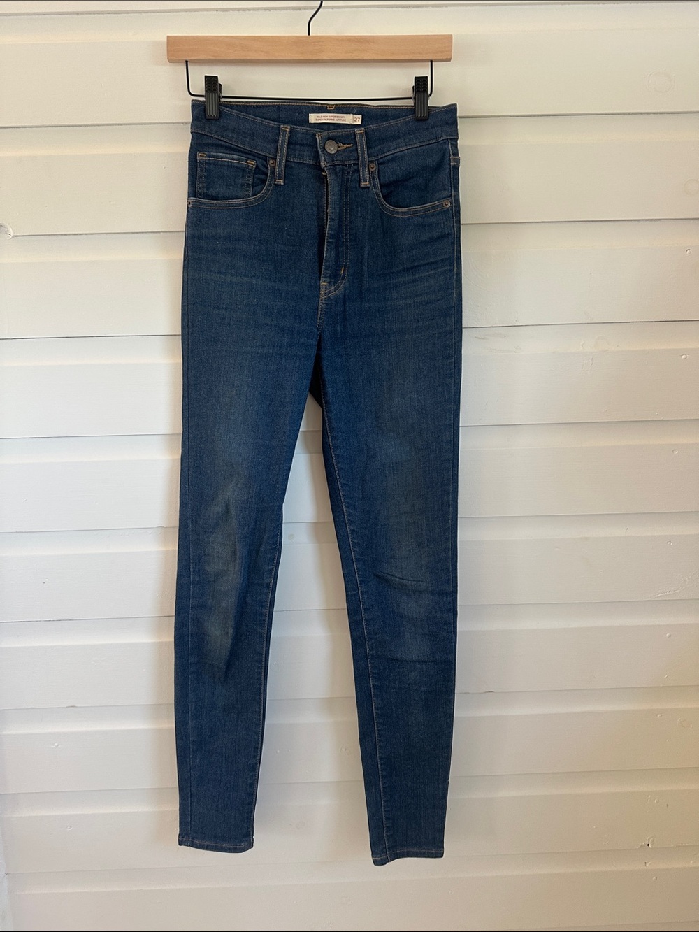 Levi’s mile high super skinny size 27